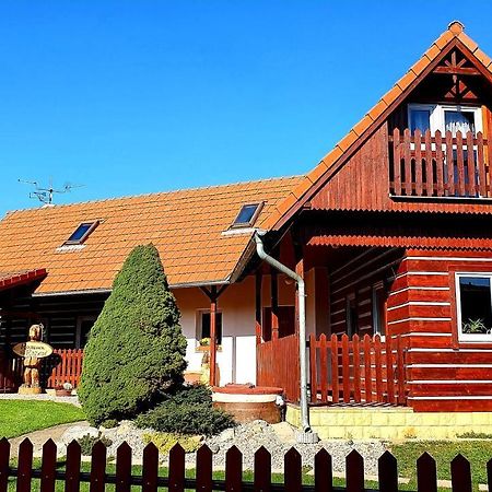 فيلا Roubenka Rozkos Nové Město nad Metují المظهر الخارجي الصورة